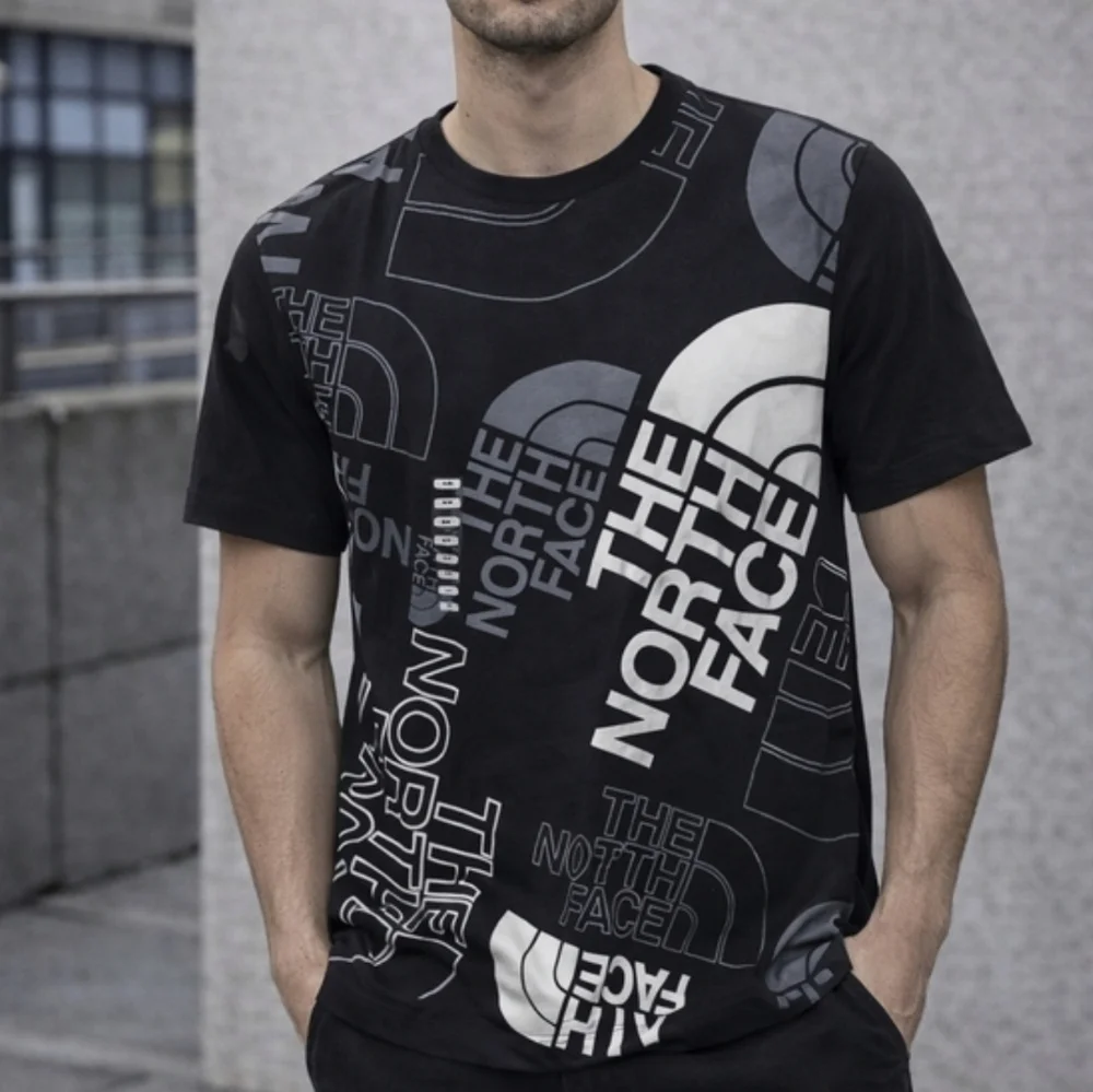 The North Face‎ Black Graphic T-Shirt Medium